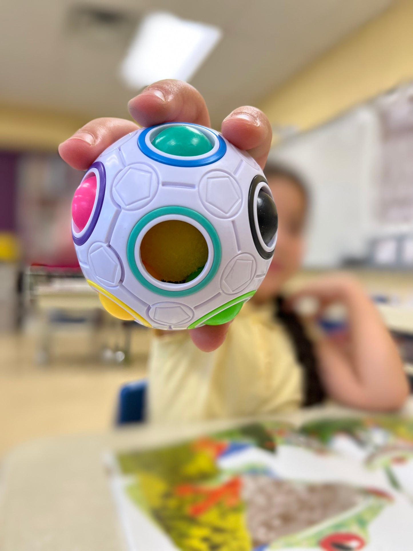 Magic rainbow ball
